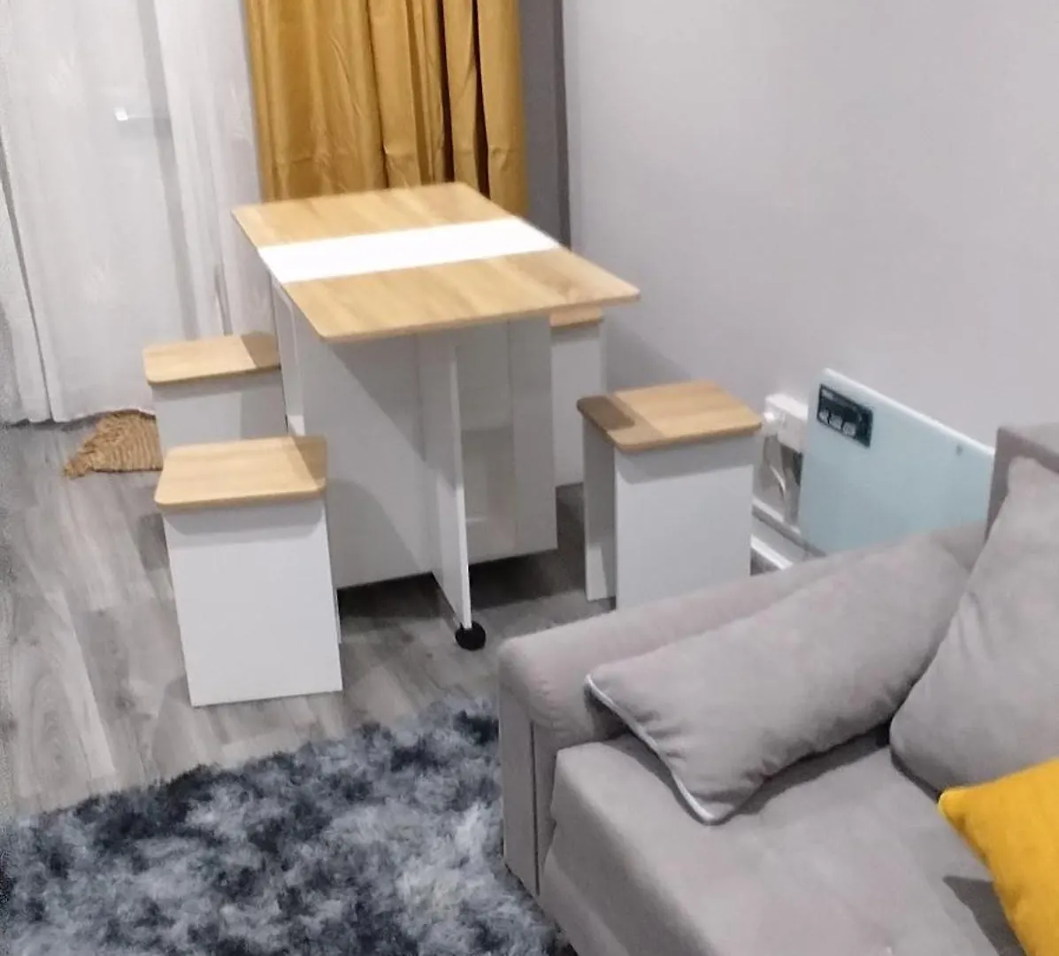 Homely Κάρντιφ